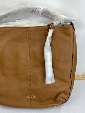Coach Avery Tan Leather HOBO Shoulder Bag With Tassel & Hook NWT MSRO $398